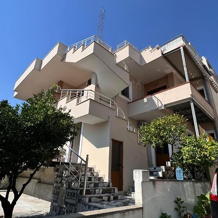 Vila Mina Durrës Exterior foto